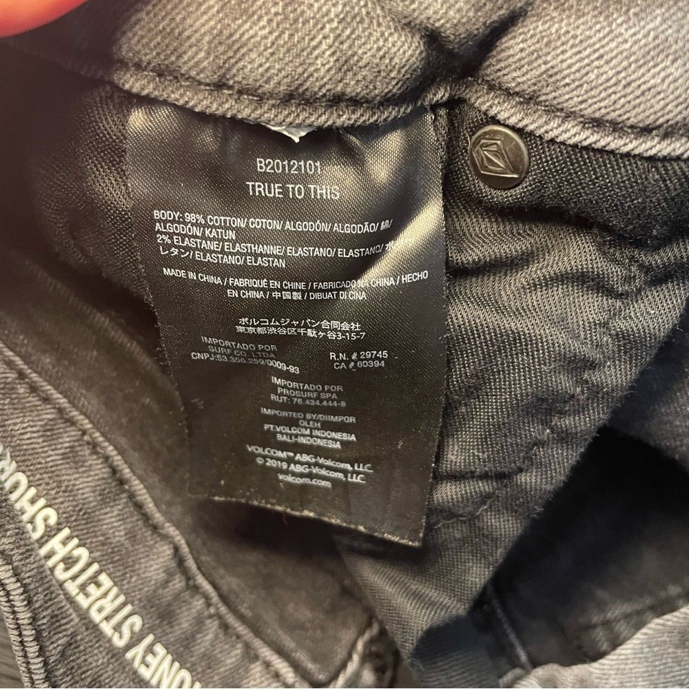 Volcom Denim Shorts - Picture 5 of 5